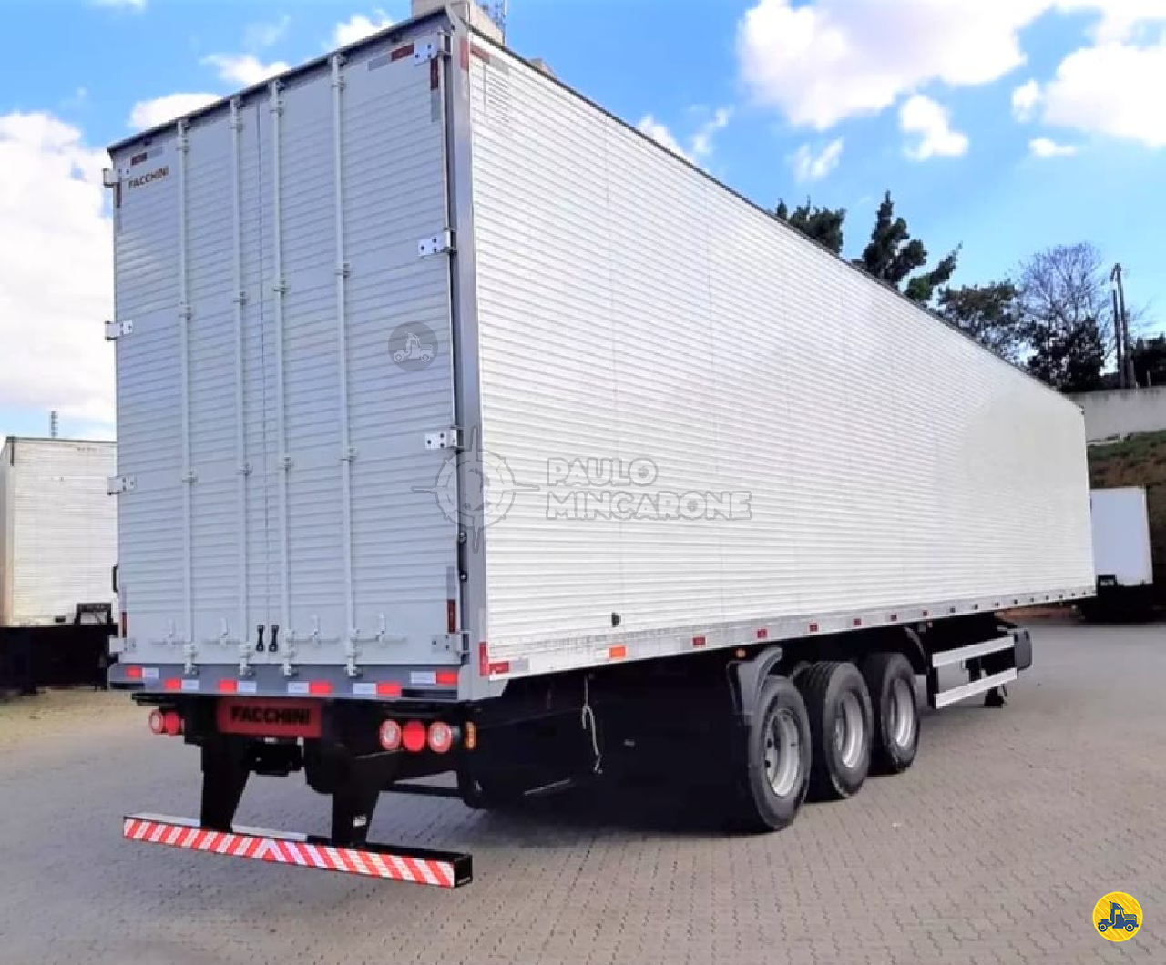 CARRETA SEMI-REBOQUE BAU FURGÃO Paulo Mincarone Caminhões SAO PAULO SÃO PAULO SP
